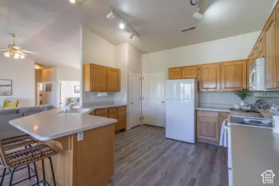 1610 W 100 N #1, Saint George, UT 84770 - Photo 21