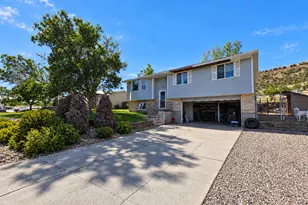 4689 W Hillside Dr, Vernal, UT 84078 - Photo 1