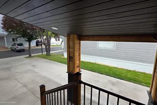 1594 W 400 S, Salt Lake City, UT 84104 - Photo 11