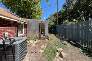 2423 S 500 W, Woods Cross, UT 84010 - Photo 47