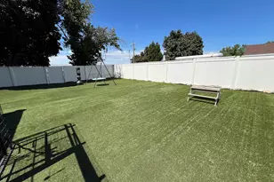 2423 S 500 W, Woods Cross, UT 84010 - Photo 41