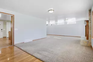 967 E Tritoma Ave, White City, UT 84094 - Photo 11