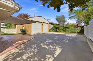 967 E Tritoma Ave, White City, UT 84094 - Photo 31