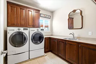 2298 W 850 N, Layton, UT 84041 - Photo 17