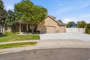 2298 W 850 N, Layton, UT 84041 - Photo 3