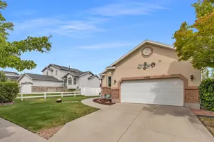 5476 W Ridge Flower Way, Kearns, UT 84118 - Photo 43
