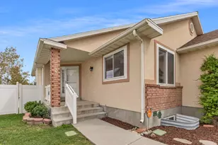 5476 W Ridge Flower Way, Kearns, UT 84118 - Photo 3