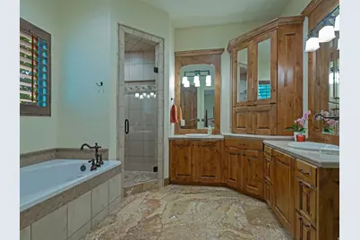 1879 E Longview Dr S, Holladay, UT 84124 - Photo 13