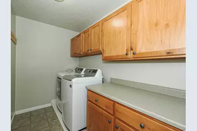 9079 S Wisteria Way W, West Jordan, UT 84081 - Photo 25
