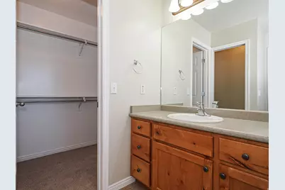 9079 S Wisteria Way W, West Jordan, UT 84081 - Photo 17