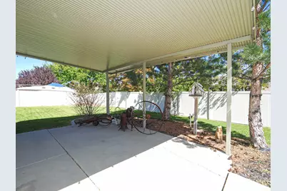 9079 S Wisteria Way W, West Jordan, UT 84081 - Photo 37