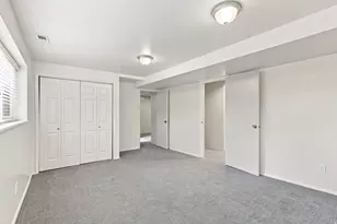 8705 S Kings Hill Dr, Cottonwood Heights, UT 84121 - Photo 37