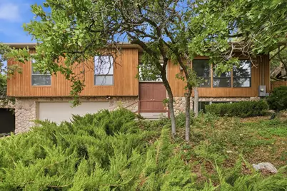 8705 S Kings Hill Dr, Cottonwood Heights, UT 84121 - Photo 3