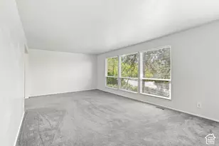 8705 S Kings Hill Dr, Cottonwood Heights, UT 84121 - Photo 9