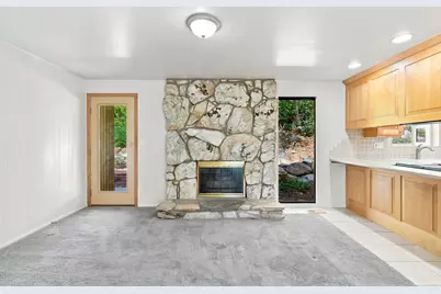 8705 S Kings Hill Dr, Cottonwood Heights, UT 84121 - Photo 19