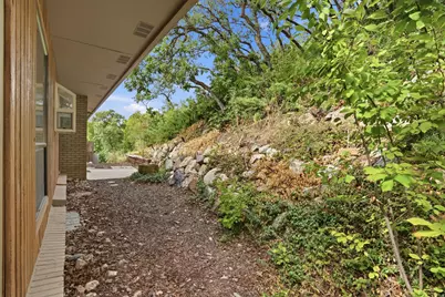 8705 S Kings Hill Dr, Cottonwood Heights, UT 84121 - Photo 41