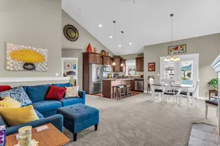 12711 S City Park Way, Riverton, UT 84065 - Photo 9
