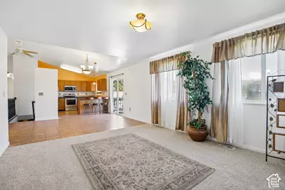 2224 N 3000 W, Clinton, UT 84015 - Photo 7
