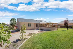 2587 Chaparral Cir, Santa Clara, UT 84765 - Photo 9