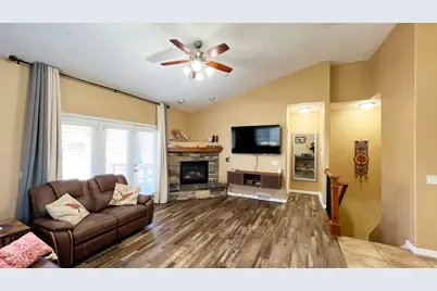 2246 W Mackay Ln S, Taylorsville, UT 84129 - Photo 21
