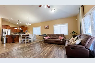 2246 W Mackay Ln S, Taylorsville, UT 84129 - Photo 15