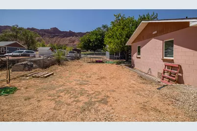 2468 E San Jose Rd, Moab, UT 84532 - Photo 19