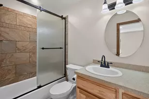 2464 E San Jose Rd, Moab, UT 84532 - Photo 37
