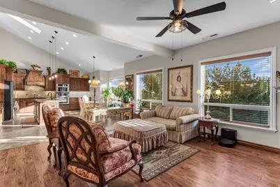 973 E Taliesen Cv S #303, Midvale, UT 84047 - Photo 7