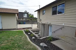 139 S 300 W, Kaysville, UT 84037 - Photo 23