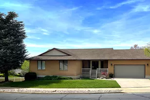 1959 N 150 E, Centerville, UT 84014 - Photo 1