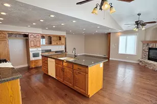 1959 N 150 E, Centerville, UT 84014 - Photo 15