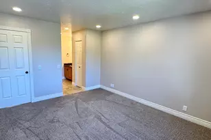 1959 N 150 E, Centerville, UT 84014 - Photo 17