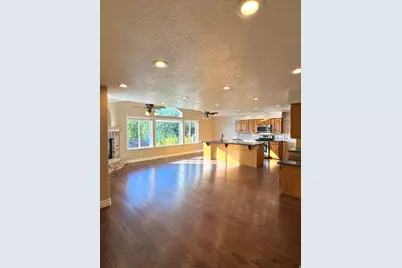1959 N 150 E, Centerville, UT 84014 - Photo 7