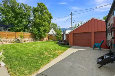 2588 E Barbey Dr, Salt Lake City, UT 84109 - Photo 35