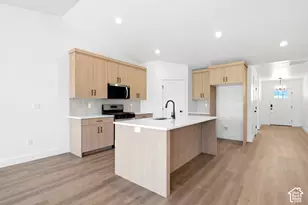 2563 S 2430 W, Syracuse, UT 84075 - Photo 3