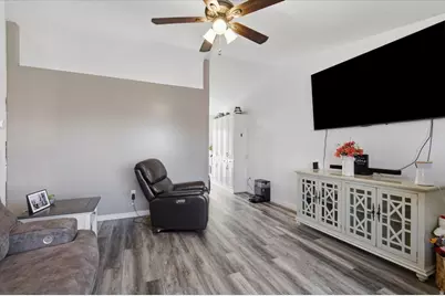 612 E Barbed Wire Dr, Grantsville, UT 84029 - Photo 13