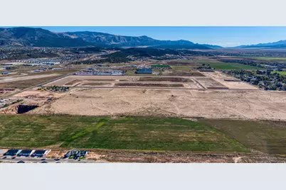 3335 W 800 N #7, Cedar City, UT 84721 - Photo 11