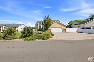 13935 S Lookout Peak Dr W, Riverton, UT 84096 - Photo 3
