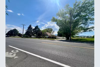 5934 S Cougar Ln #5930, Kearns, UT 84118 - Photo 17