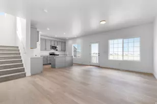 576 W Williams Ln, Grantsville, UT 84029 - Photo 9