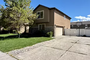 1009 W 950 S, Springville, UT 84663 - Photo 3
