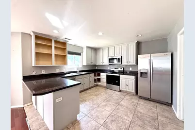 1009 W 950 S, Springville, UT 84663 - Photo 5