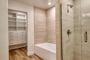 241 E 100 N, Moab, UT 84532 - Photo 3