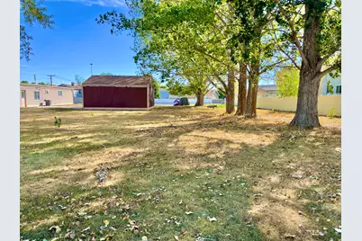5934 S Cougar Ln W, Kearns, UT 84118 - Photo 21