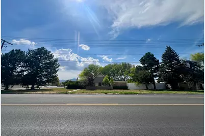 5934 S Cougar Ln W, Kearns, UT 84118 - Photo 37
