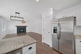 921 S Chestnut Dr, Fruit Heights, UT 84037 - Photo 13
