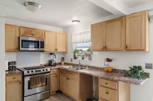 464 E 1850 N, North Ogden, UT 84414 - Photo 7