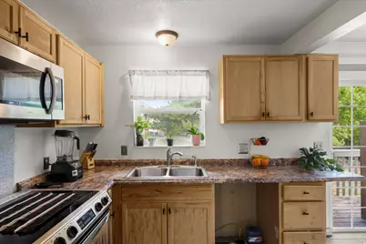 464 E 1850 N, North Ogden, UT 84414 - Photo 9