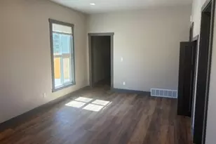 233 N 4th St, Tooele, UT 84074 - Photo 7
