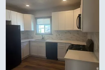 233 N 4th St, Tooele, UT 84074 - Photo 3